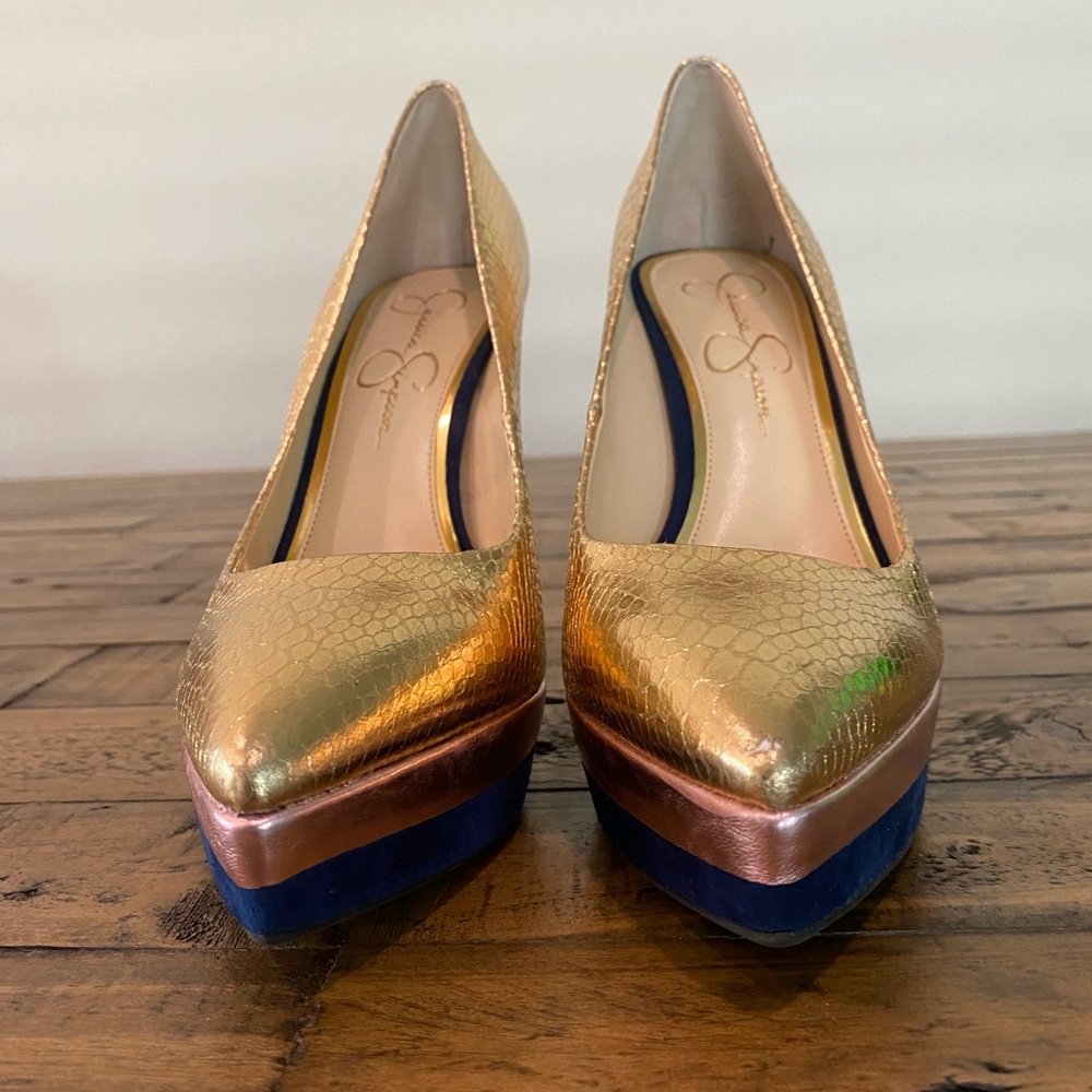 Jessica Simpson Pumps - Picture 6 of 10
